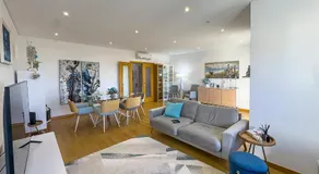 Vibing & Liming Ericeira - Image 3