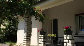 La Corte di Marga - Villa Marga con piscina condivisa e giardino privato nelle colline del Prosecco Patrimonio UNESCO - Image 4