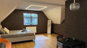 Globe Apartments M16 - Image 4