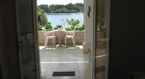 Shell Bay Apartments - Image 5