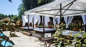 BlackStone Apart Boutique Hotel - Image 3