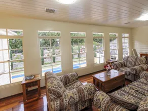 Montfort Manor Bed & Breakfast - Image 3