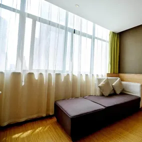 IU Hotel Zhengzhou Erqi Wanda Plaza Daxue Road Branch - Image 5