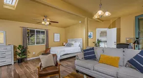 Sequoia Riverfront House with Private Beach - Image 2
