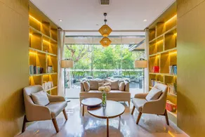 Hangzhou West Lake Hubin Yintai Atour Hotel - Image 3