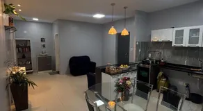 Casa com garagem e 2 quartos - Image 3