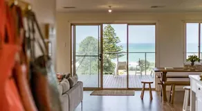 The Point Beach House Middleton - No Linen Included - Image 4
