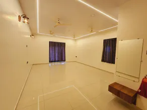 Hotel Mahadev Family Lodging and Boarding - Image 4