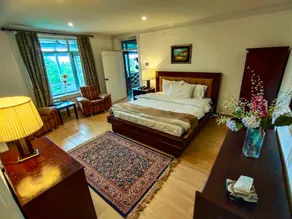 Lockwood Hotel Murree - Image 2