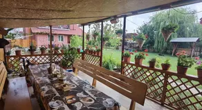 Casa Reds - Image 5