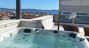Lux Penthouse Paradise - Image 5