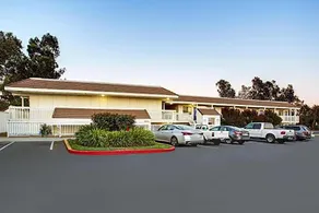 Super 8 by Wyndham Livermore - Image 3