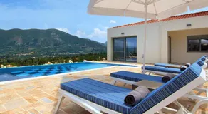 Villa Iremia, Piscine à Débordement & Vue Mer Panoramique - Image 4