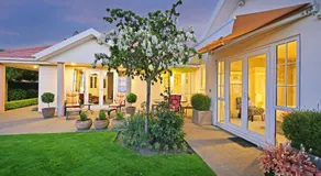 Olive House Bed and Breakfast - Image 4