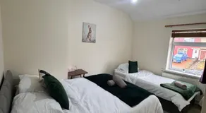 Cosy 3 Bedroom in Birmingham - Image 2