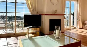 Stunning detached 3-bed villa with private pool - Image 2