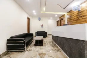 OYO 44643 Hotel Hn - Image 3