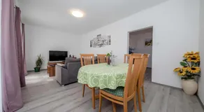 House Stojakovic - Image 2