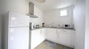 Mon Rêve - By BEST KEYS - Loft Cosy & Charme Authentique - Poutres Apparentes - Centre Ville - Netflix & WiFi Fibre - Smart TV - Machine à Café Nespresso - Check-in Autonome - Parking Facile & Gratuit - Image 4
