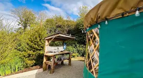 A Magical Cosy Garden Yurt - Image 3
