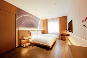 HanReiHotel - Image 2