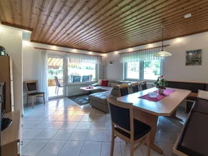 Quaint Apartment in Hüttenthal with Garden - Image 3