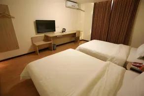 7 Days Inn·Liupanshui Panxian County Hongguo Yingbin Avenue - Image 5