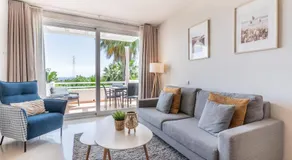 Modern 2-Bed Apartment Alcazaba Lagoon 313 - Image 2