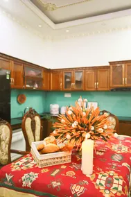 Huong Anh DaLat Palace - Image 2