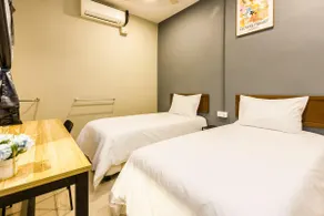 Urban 10pax Terrace Gem near Sunway Carnival - Image 5