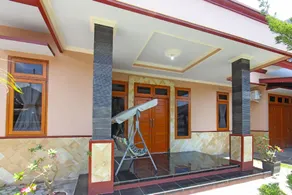 OYO 91777 Kemuning Guesthouse - Image 5