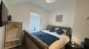Large Family and Group Home in Cardiff Central - Image 2