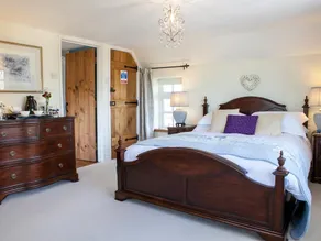Fernside Bed and Breakfast - Image 2
