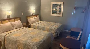 Lamplighter Motel - Image 2