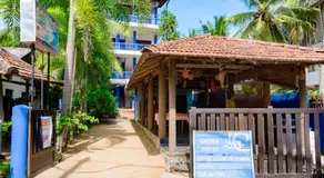 Golden Surfer Beach Hotel - Image 5