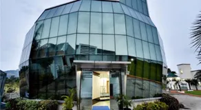 Holiday Aapke Liye Water Fall Hotel - Image 1