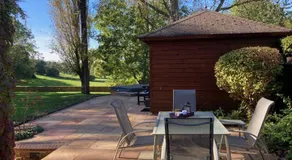 Exclusive 2 Bedroom Apartment with Summer House and Hot Tub - Image 4