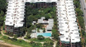 "ATLANTIC BREEZE" ~ 2B/2BA Tropical Retreat w/ Pool, Fitness Area & Beach! - Image 5