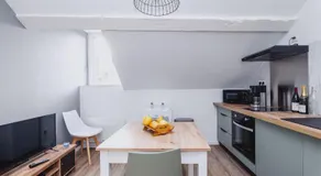 La Lucarne-Wifi-Netflix-Parking - Image 3