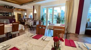Restaurant & Hotel Waldesruh - Image 2