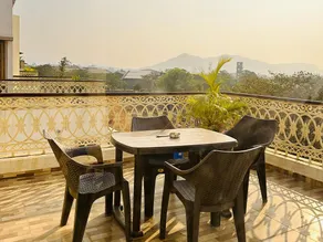 Mulberry by Masha Luxe Retreats - Image 4