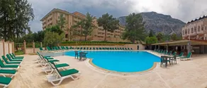 Alexius Beach Hotel - Image 4
