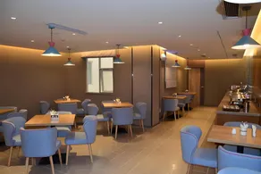 Home Inn Neo Guangzhou Tianhe Tianpingjia Metro Station - Image 3