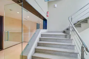 Townhouse Oak Sapphire Star Chappan Market - Image 4