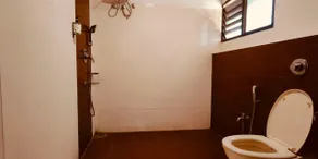 HOTEL GOWTHAM - Image 4