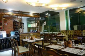 Palm Grass Hotel - Image 4