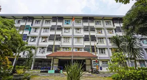 OYO Life 92474 Penginapan Rusunawa Ii - Image 4