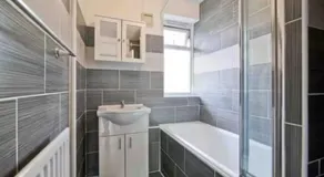 Barker House - Image 2