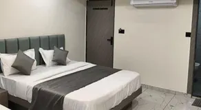 Hotel 7 CR - Image 2