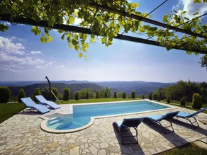Villa in Lupoglav with Pool near the Sea - Image 5